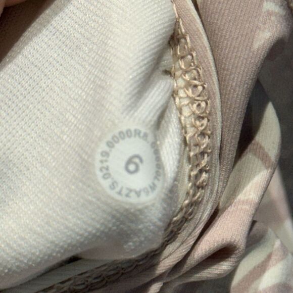 Lululemon Wunder Under HR Tight 25" Sz 6 - Picture 8 of 8